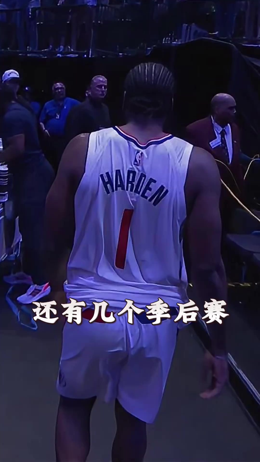 星空体育-哈登迎来二十赛季高光表现，勇士球迷沸腾！的简单介绍